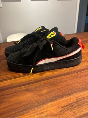 Puma Men's Black With Red Scuderia Ferrari Suede XL Hero Sneakers Size 8.5 NWOT